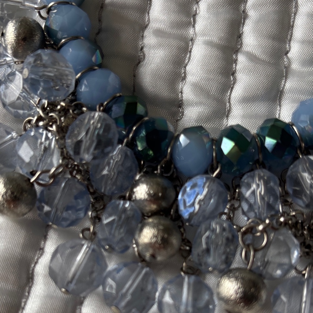 Statement Necklace - Picture 7 of 9